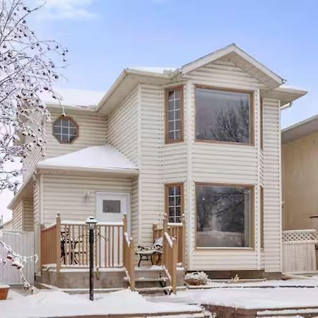 Home Away From Home!! YYC Esterno foto